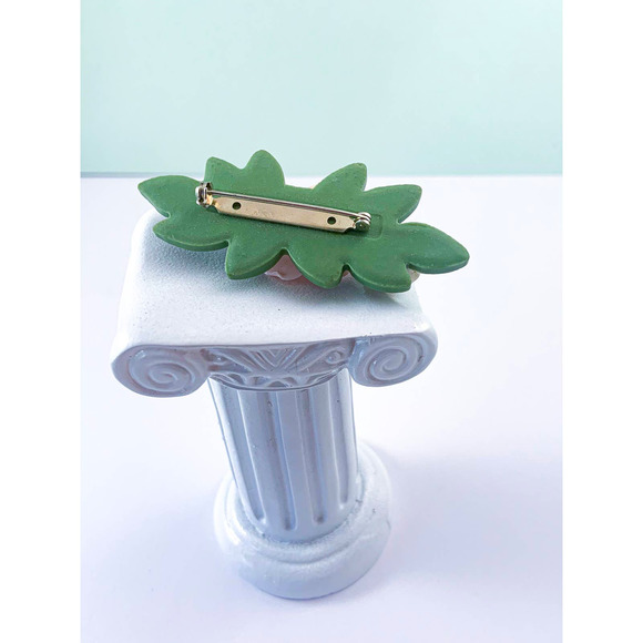 Avon Porcelain Petals Rose Pin - 1987 - Original Box - Touch of Vintage Romance! - Picture 5 of 6